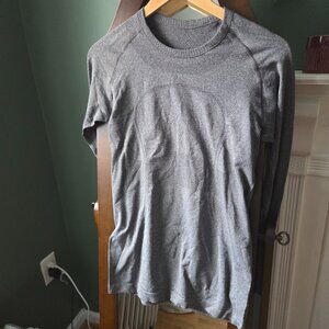 lululemon Swiftly Tech Long-Sleeve Shirt in heather grey size 10